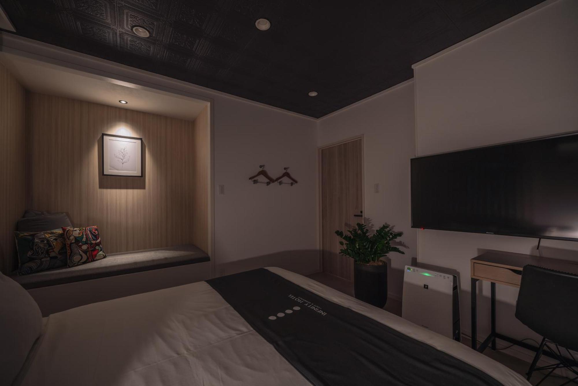 Infinity Hotel -Jiitchaku- Urasoe ภายนอก รูปภาพ